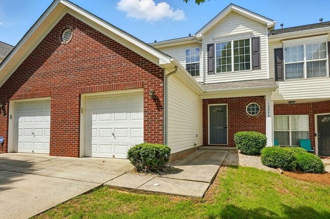 property at 12244 Stratfield Pl Cir