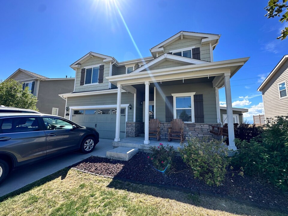 5671 Westview Cir in Dacono, CO - Building Photo