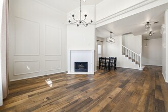 5955 Rosebud Dr in Dallas, TX - Building Photo - Building Photo