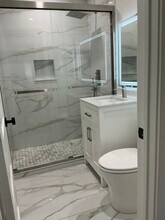 8561 Kyle St in Sunland, CA - Building Photo - Building Photo