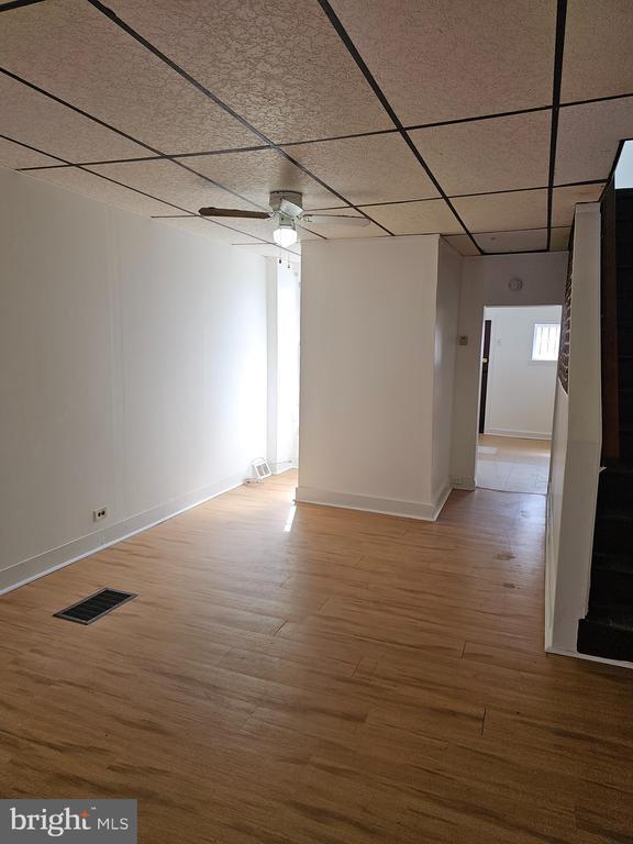 property at 43 E Silver St