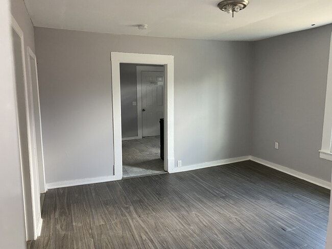 property at 3805 Alton Park Blvd