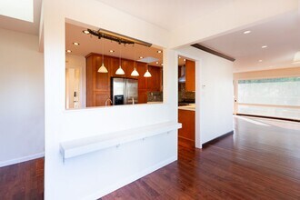 45 Stratford Rd in Kensington, CA - Building Photo - Building Photo