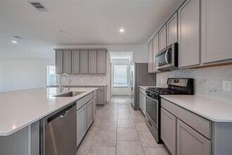 29403 Pikes Peak Dr in Katy, TX - Building Photo - Building Photo