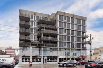 1702 Avenue Z in Brooklyn, NY - Foto de edificio - Building Photo