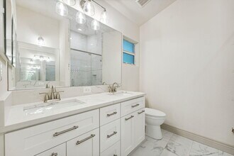 422 Lucky Ln in Delray Beach, FL - Building Photo - Building Photo