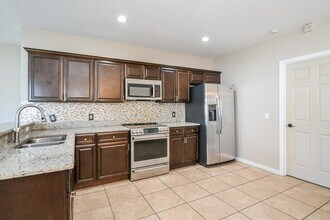 768 Pelican Ct in Kissimmee, FL - Building Photo - Building Photo