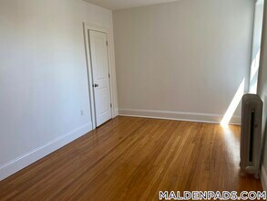 475 Highland Ave, Unit 3 in Malden, MA - Foto de edificio - Building Photo