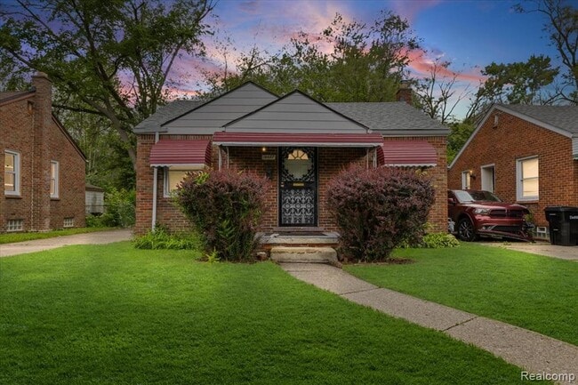 property at 18697 Sunderland Rd