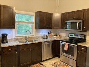 106 Albert St in Greer, SC - Building Photo - Building Photo