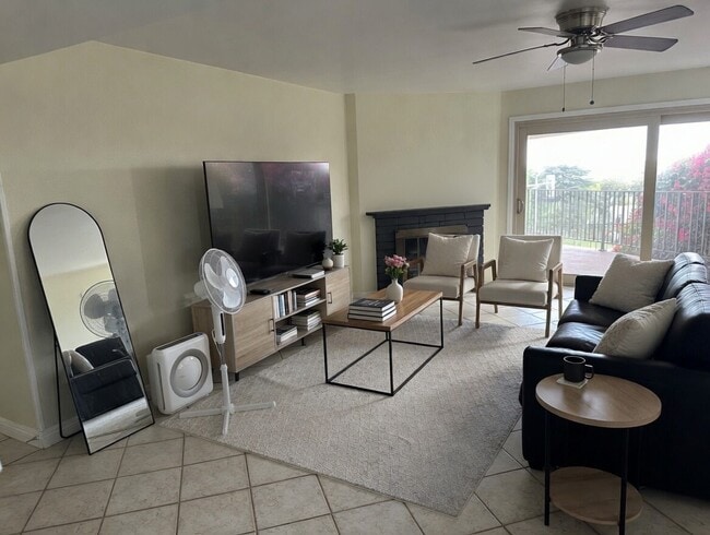 2201 Saint Louis Ave, Unit 104C, Unit 104C