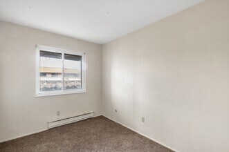 7301 Sieloff Dr in Hazelwood, MO - Building Photo - Building Photo