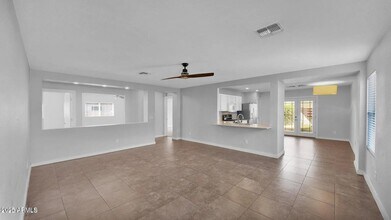 3216 W Mark Ln in Phoenix, AZ - Building Photo - Building Photo