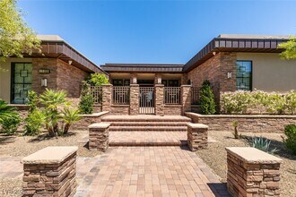 1500 MacDonald Ranch Dr in Henderson, NV - Building Photo - Building Photo
