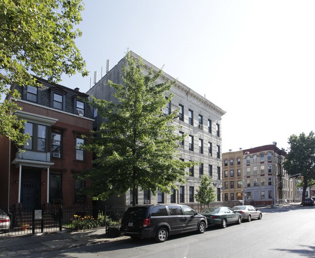 415 Jefferson Ave in Brooklyn, NY - Building Photo - Building Photo