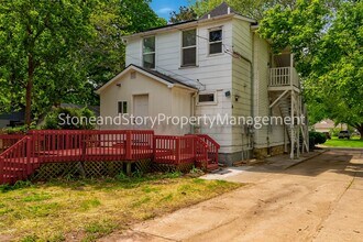 724 NE Wabash Ave in Topeka, KS - Building Photo - Building Photo