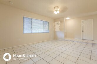 4024 Gingold St in Port Charlotte, FL - Foto de edificio - Building Photo