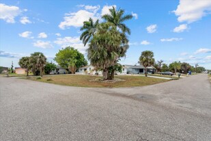 200 San Lorenzo Ave, Unit 1 in North Port, FL - Building Photo