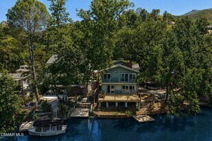 29311 S Lake Shore Dr in Agoura Hills, CA - Building Photo