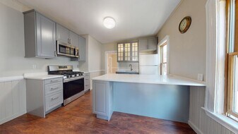 85 Lowden Ave, Unit 2 in Somerville, MA - Building Photo