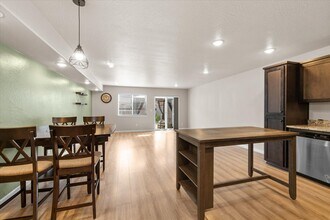 7870 Phaedra Ln in White City, OR - Building Photo - Building Photo