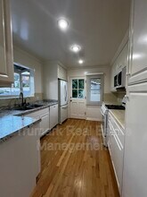 4508 Rockland Pl in La Cañada Flintridge, CA - Building Photo - Building Photo