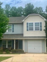 1528 Logan Patrick Ct in Gastonia, NC - Building Photo