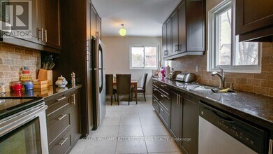 18 LILAC Ave in Markham, ON - Building Photo - Building Photo