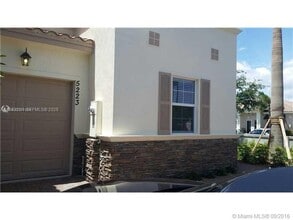 5223 SW 77th Way in Davie, FL - Building Photo - Building Photo
