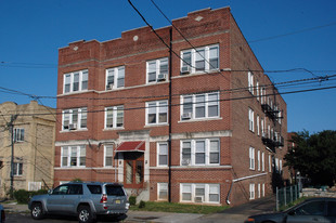 18-20 E Price St Apartments