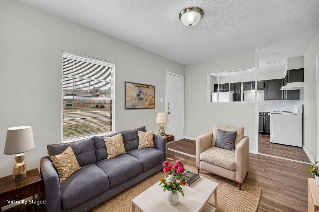 216 W Avenue G in Copperas Cove, TX - Foto de edificio