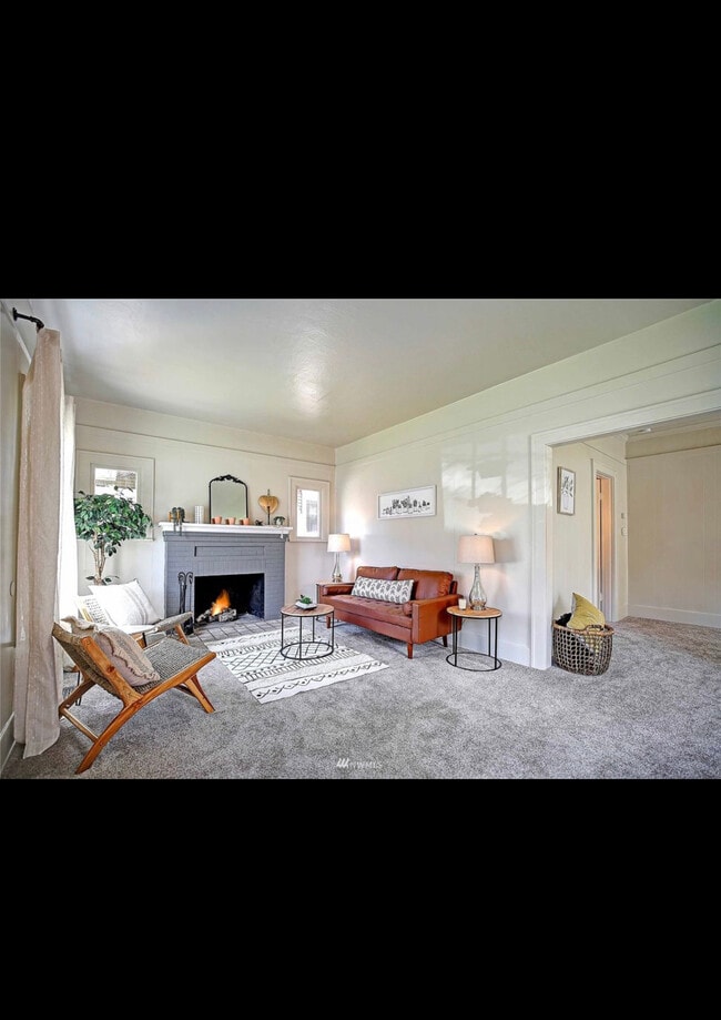 property at 2503 Lombard Ave