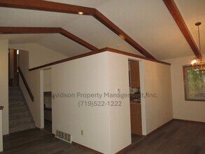 8350 Freemantle Dr in Colorado Springs, CO - Building Photo - Building Photo