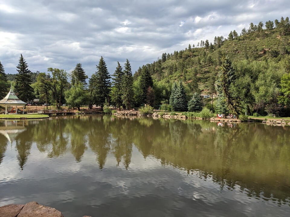 9885 Fountain Rd in Cascade, CO - Building Photo