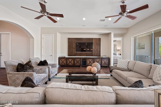 8432 E Columbus Ave in Scottsdale, AZ - Foto de edificio - Building Photo