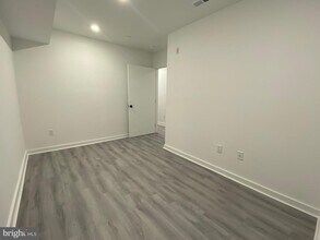 5436 Vine St-Unit -2 in Philadelphia, PA - Building Photo - Building Photo