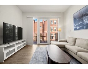 2451 Washington St-Unit -305 in Boston, MA - Building Photo - Building Photo