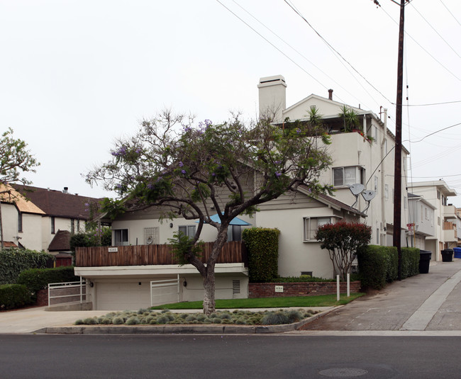 1315 Idaho in Santa Monica, CA - Foto de edificio - Building Photo