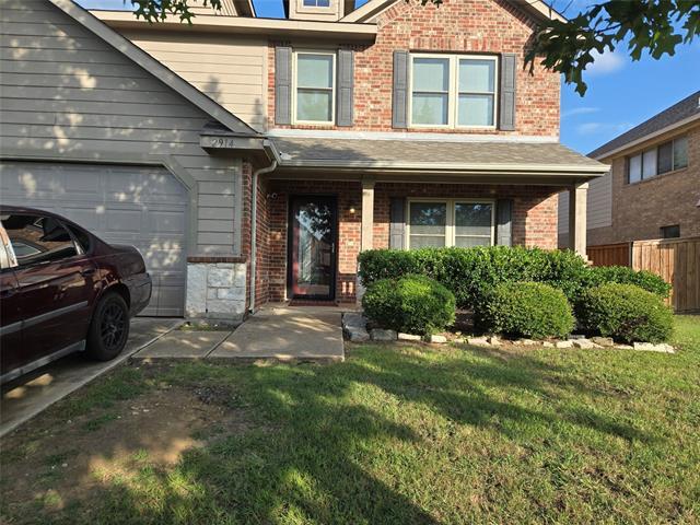 property at 2914 Thistlewood Dr