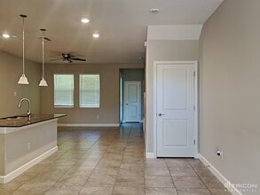 6865 Citrus Creek Ln in Tampa, FL - Building Photo - Building Photo