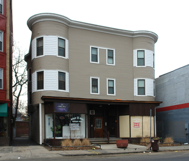 300 Belmont Ave in Springfield, MA - Building Photo - Building Photo