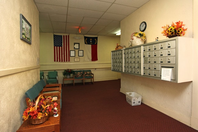 Wiley School Apartments in Salisbury, NC - Building Photo - Building Photo