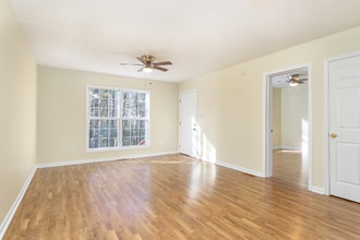 123 Whitaker Rd in Fairview, NC - Building Photo - Building Photo