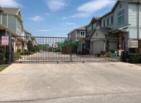 1804 Cavanal St in Houston, TX - Building Photo