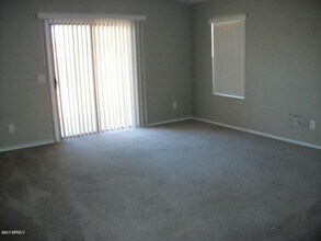 3222 S Justin Dr in Tolleson, AZ - Building Photo - Building Photo
