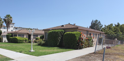 1404-1408 5th St in Glendale, CA - Foto de edificio - Building Photo