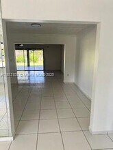 7495 S Waterway Dr in Miami, FL - Building Photo - Building Photo
