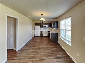 1041 Vanguard Dr in Spring Hill, TN - Building Photo - Building Photo