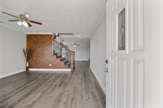 14942 Gray Ridge Dr in Houston, TX - Building Photo - Building Photo