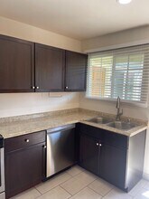 530 N Van Ness Ave, Unit 3 in Los Angeles, CA - Foto de edificio - Building Photo